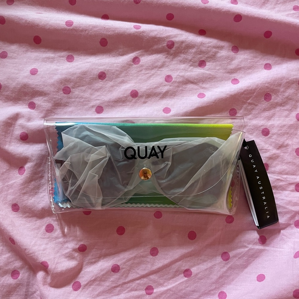 quay australia black highkey sunglasses